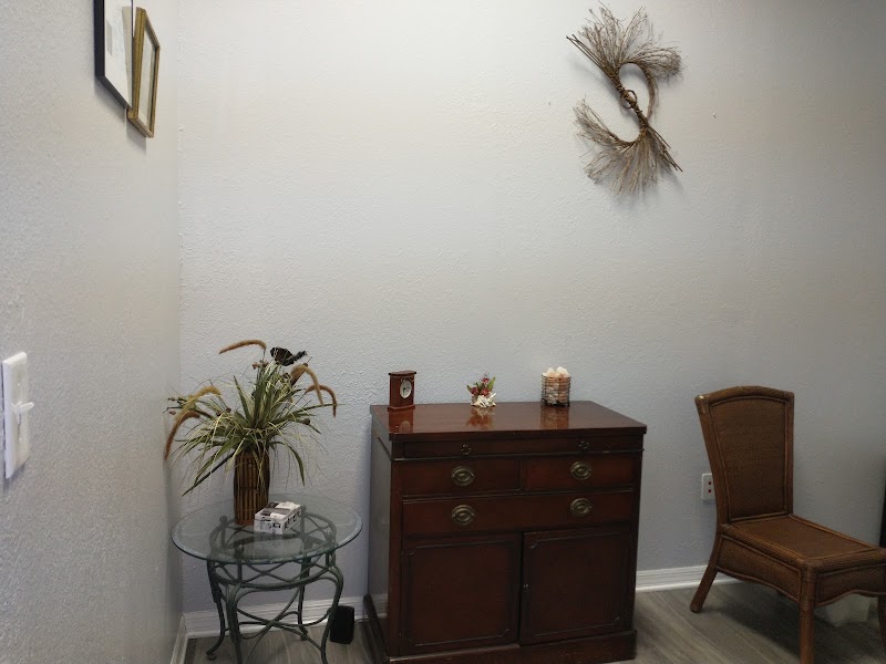 YueRen Tuina Therapeutic Massage Clinic 推拿-scalp and facial new, massage spa in Arcadia, FL, photo 2 of 2